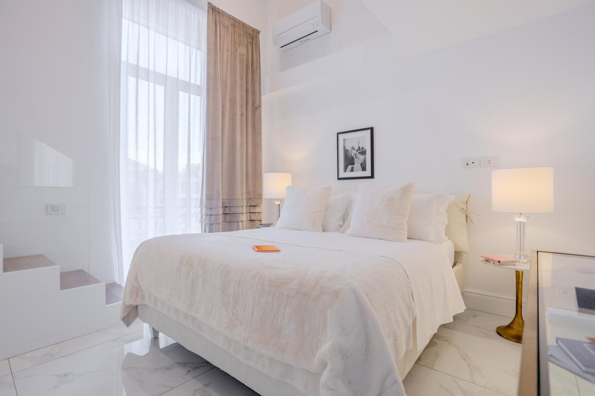 La Corte Dei Mille Luxury เนเปิลส์ ภายนอก รูปภาพ