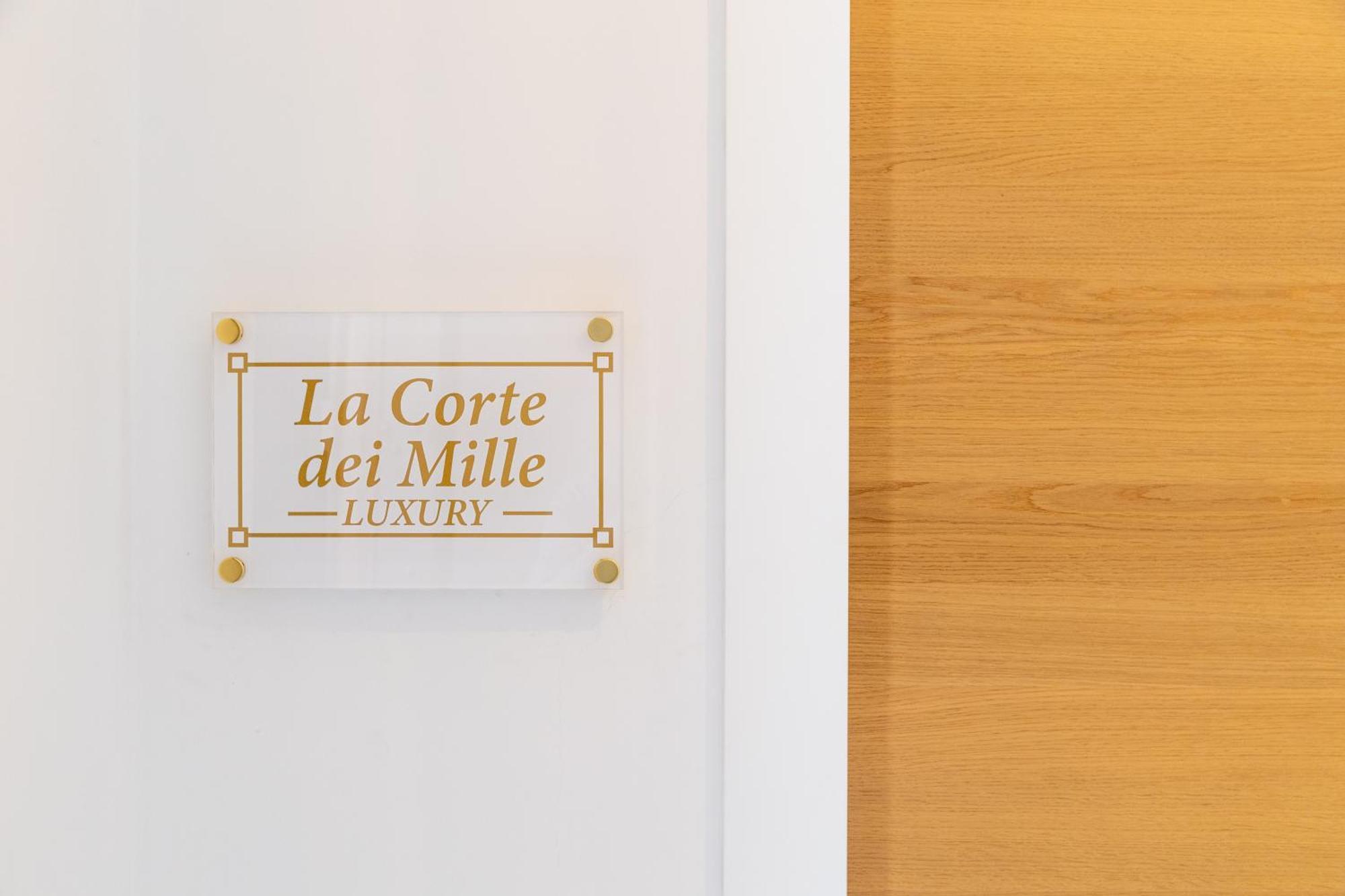 La Corte Dei Mille Luxury เนเปิลส์ ภายนอก รูปภาพ