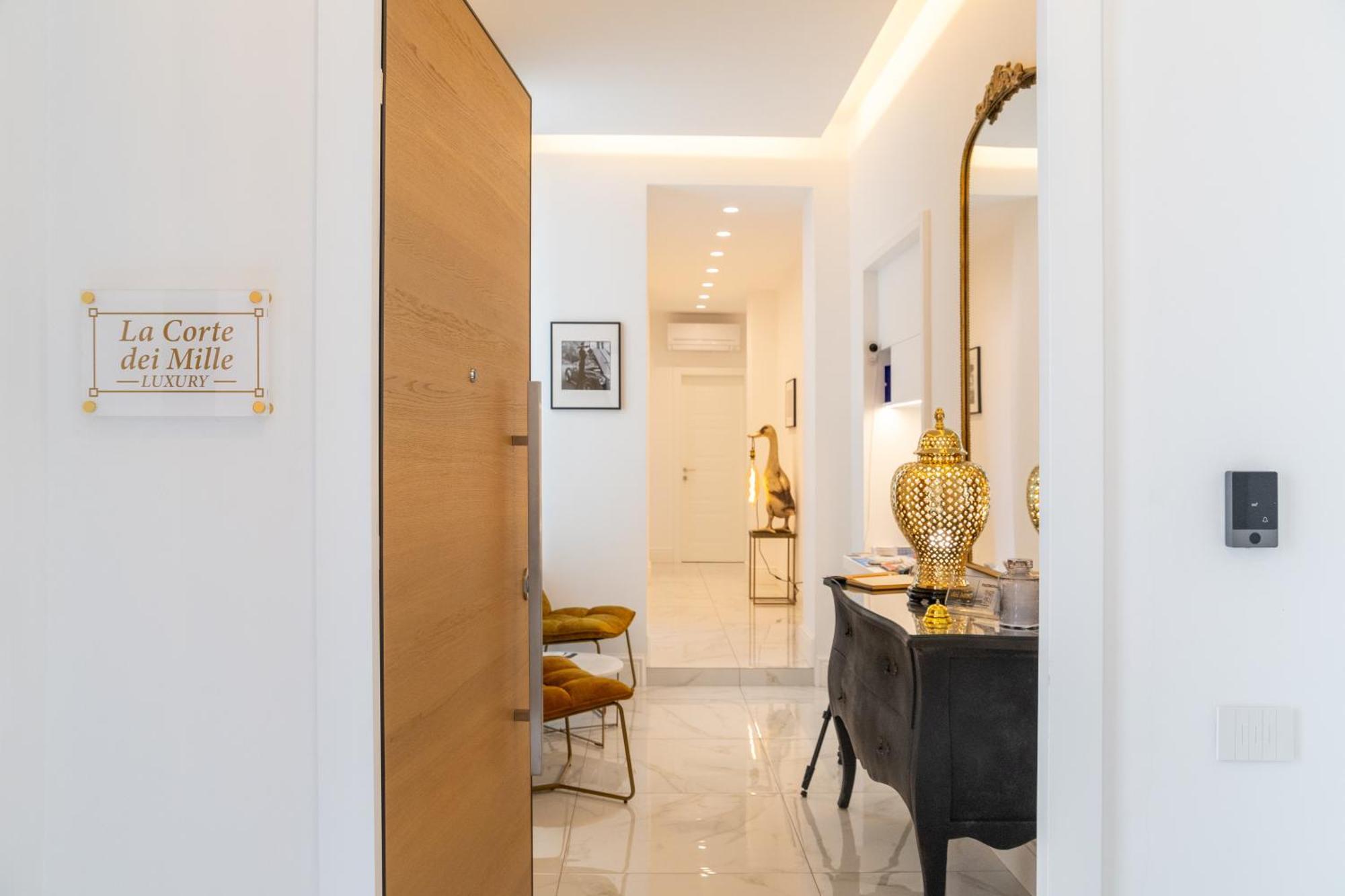 La Corte Dei Mille Luxury เนเปิลส์ ภายนอก รูปภาพ