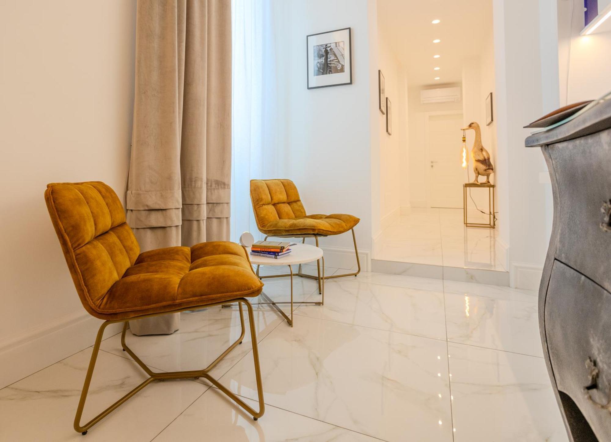 La Corte Dei Mille Luxury เนเปิลส์ ภายนอก รูปภาพ